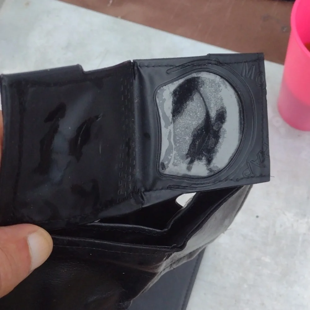 Black Leather Men's Wallets
